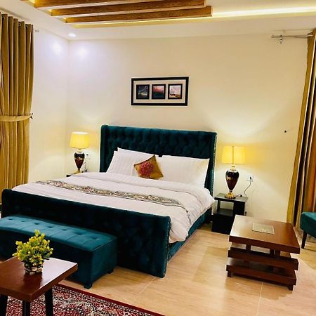 The Corporate Lodges Hotel Saidu Sharif Exteriör bild