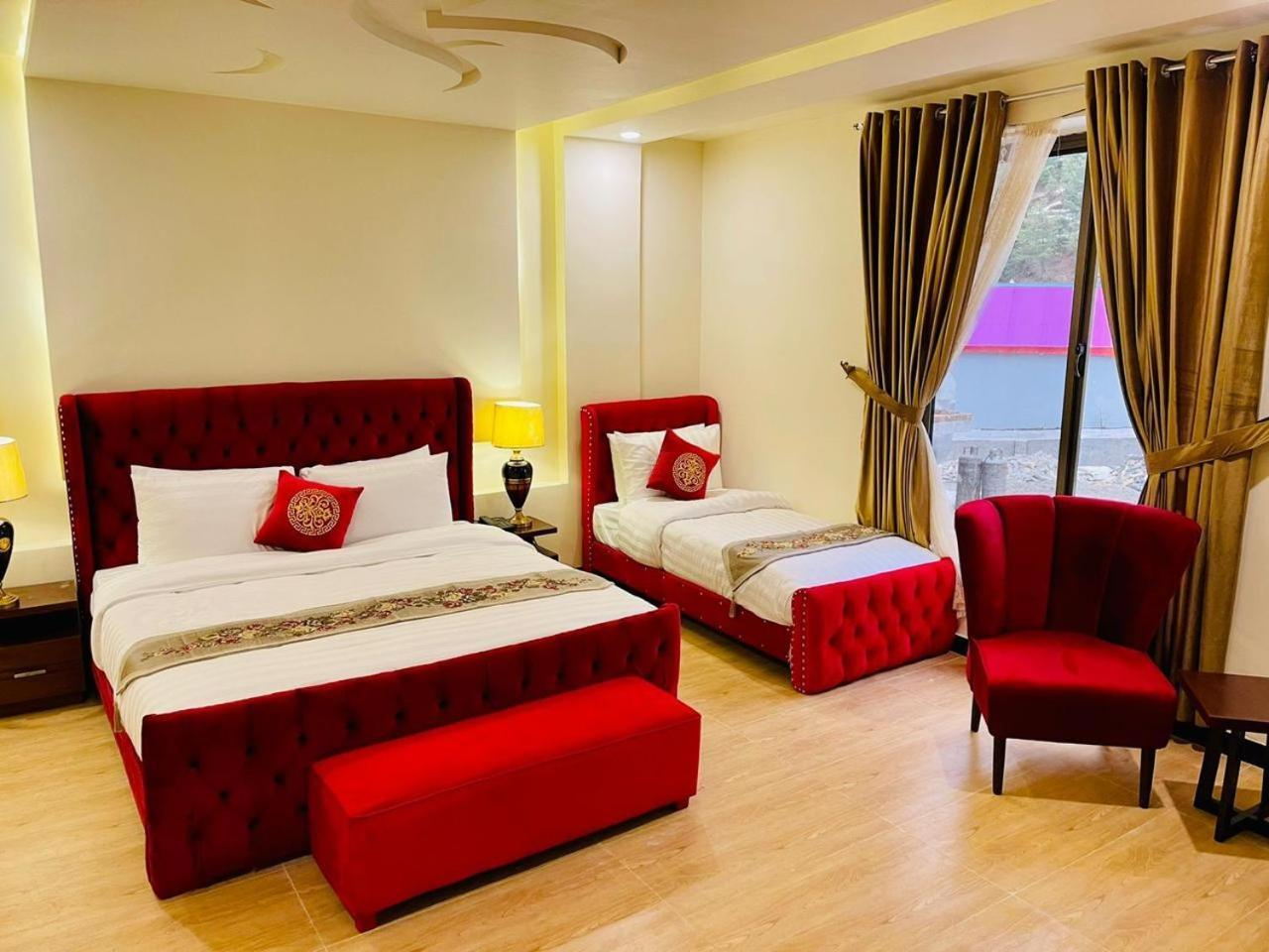 The Corporate Lodges Hotel Saidu Sharif Exteriör bild