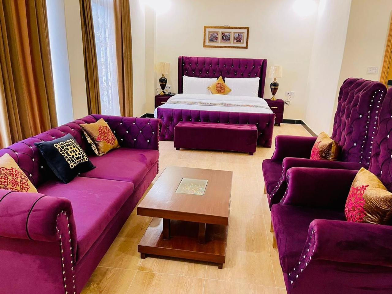 The Corporate Lodges Hotel Saidu Sharif Exteriör bild