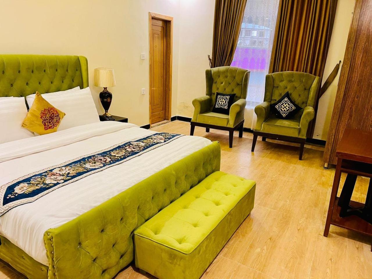The Corporate Lodges Hotel Saidu Sharif Exteriör bild